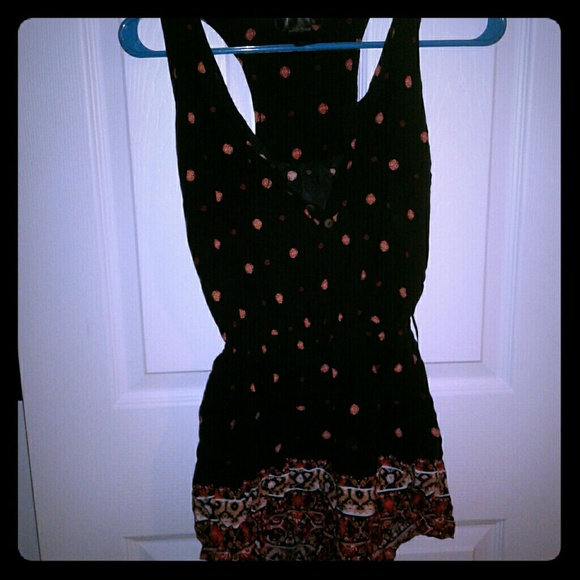 Romper - Picture 1 of 3